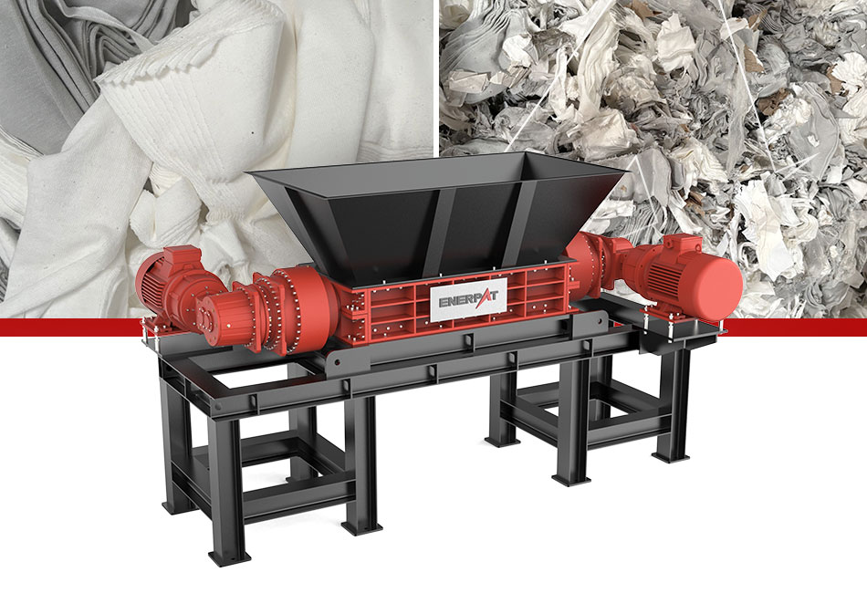 M&aacute;quina trituradora de textiles que procesa residuos de telas